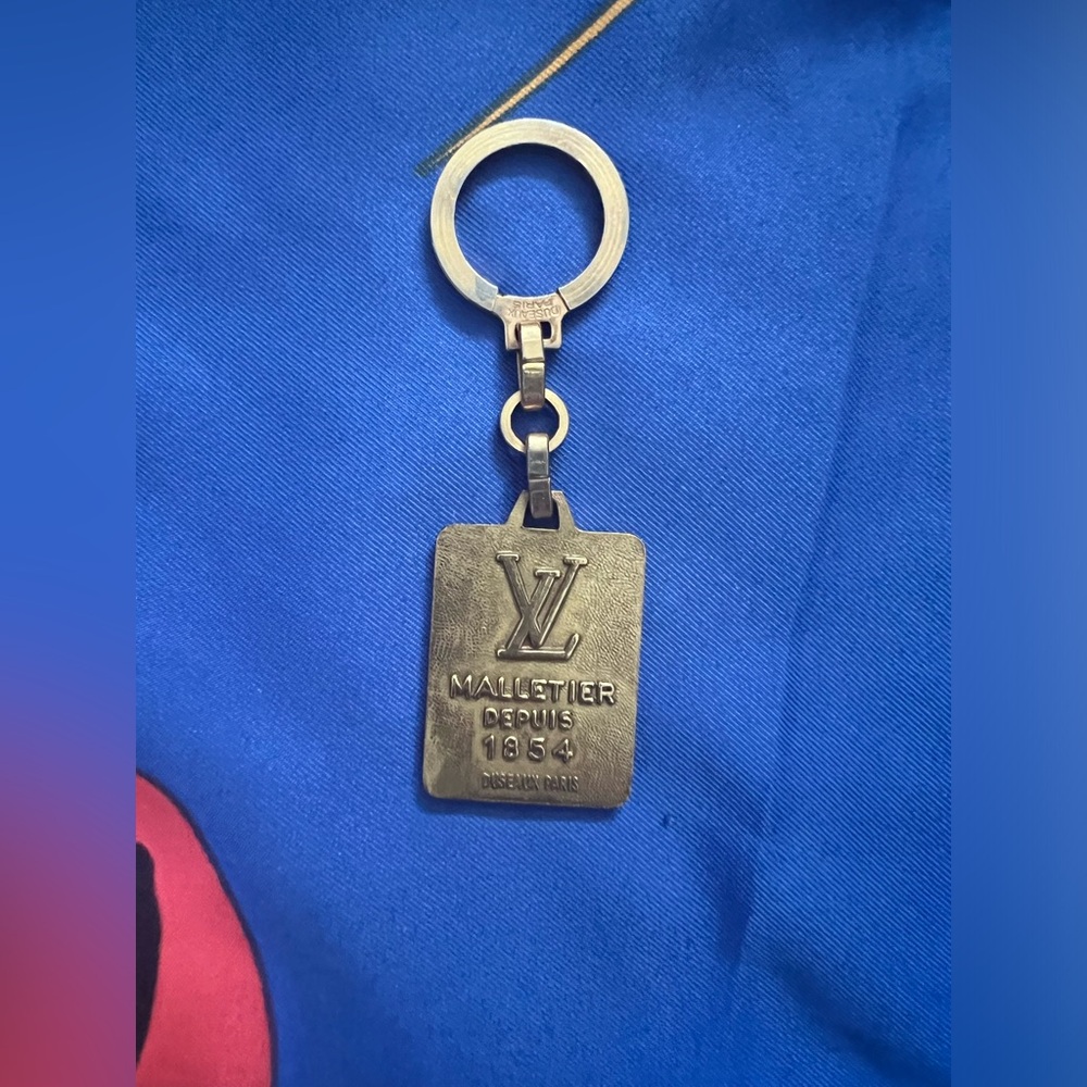 Authentic Preloved Louis Vuitton Martier Line Gold GP Key Ring Charm Rare